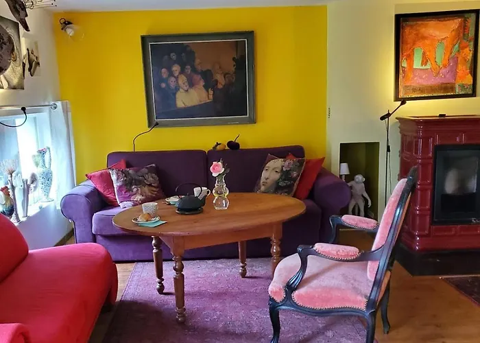 Artist's House For Rent Casa vacanze *